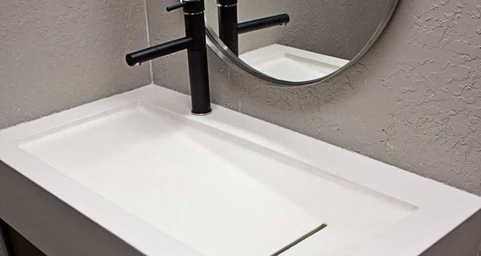 White-concrete-sink-showroom